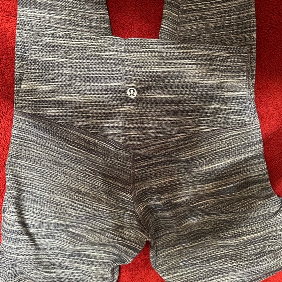 Lululemon Align Cropped Leggings - Picture 1 of 2
